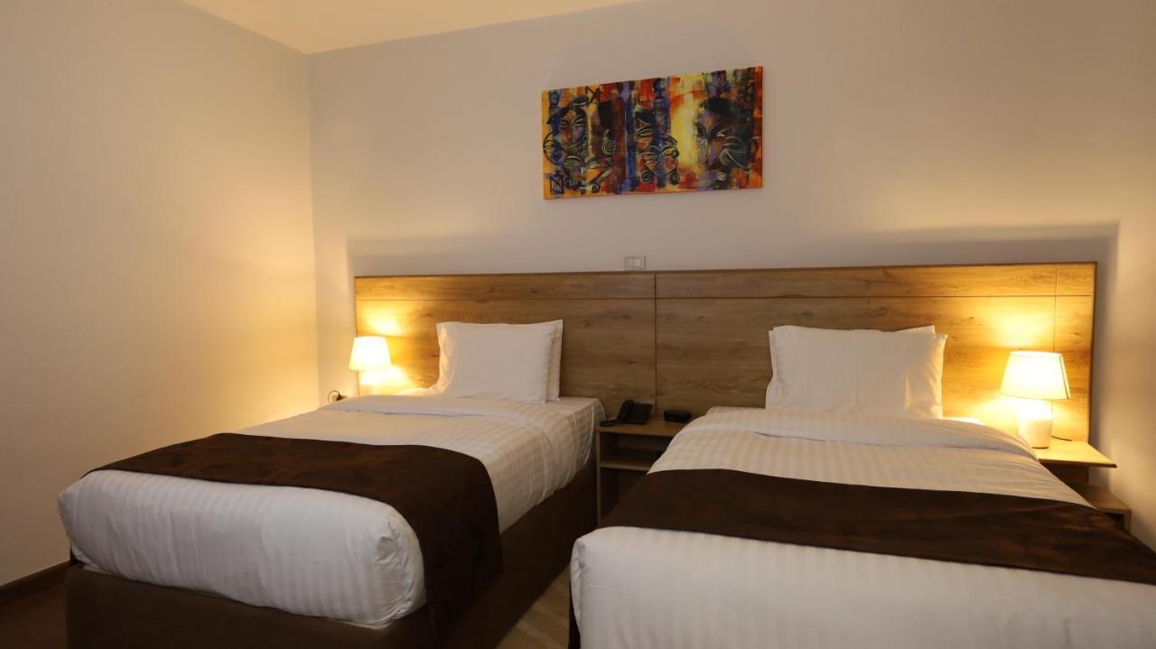 Black Horse Hotel Apartment Аддис-Абеба Екстер'єр фото