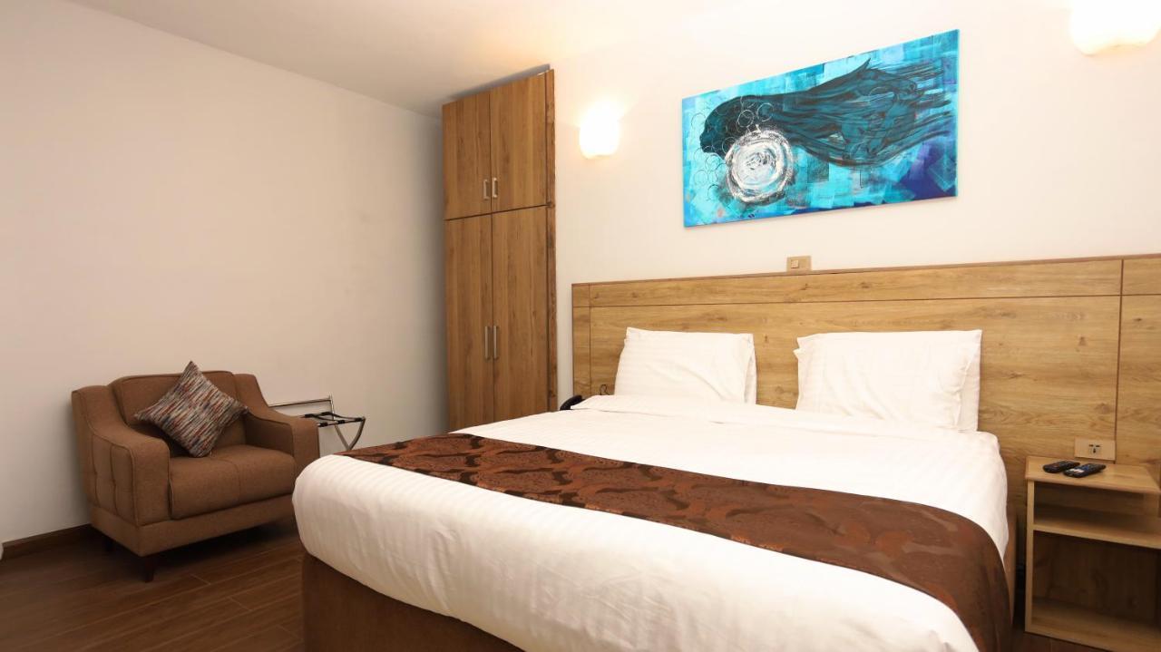 Black Horse Hotel Apartment Аддис-Абеба Екстер'єр фото