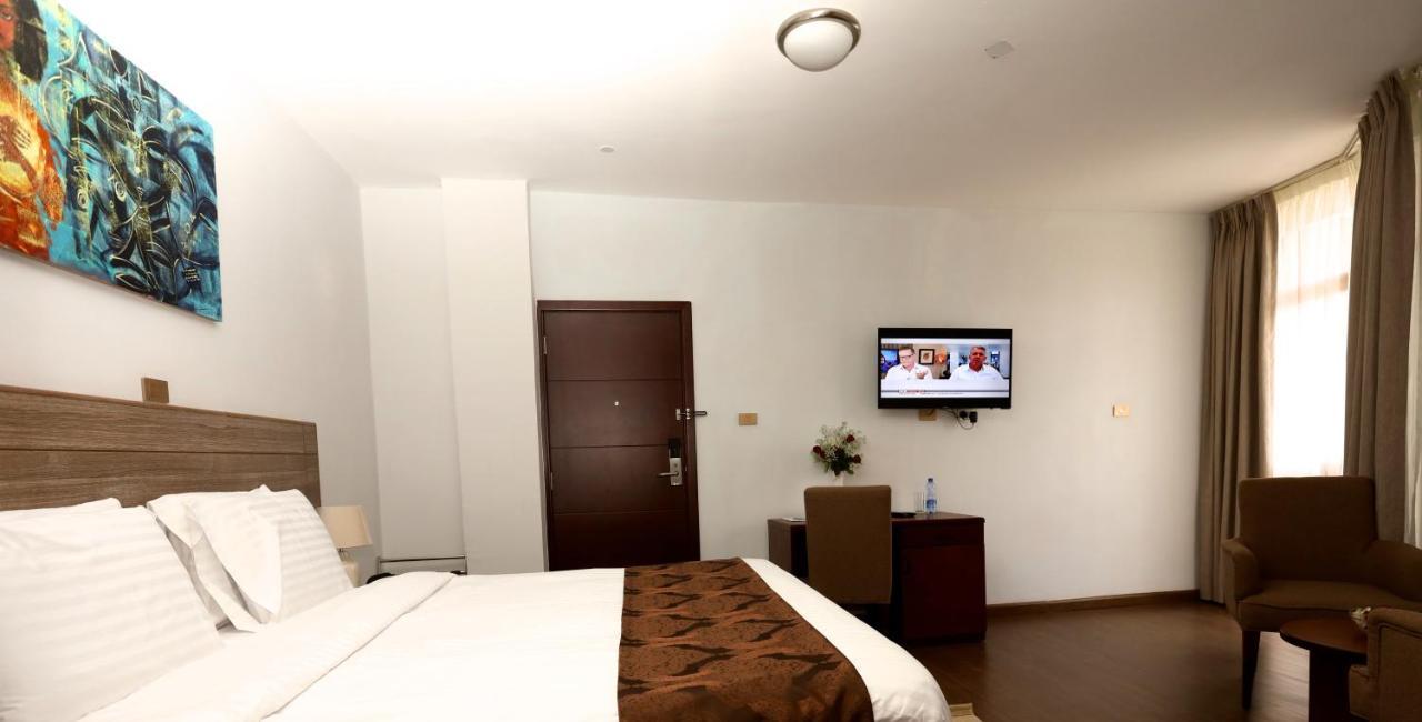 Black Horse Hotel Apartment Аддис-Абеба Екстер'єр фото