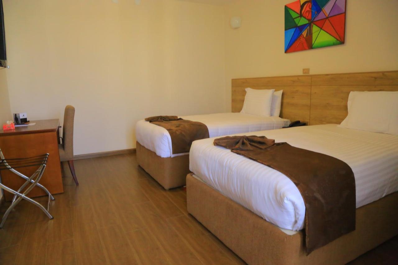 Black Horse Hotel Apartment Аддис-Абеба Екстер'єр фото